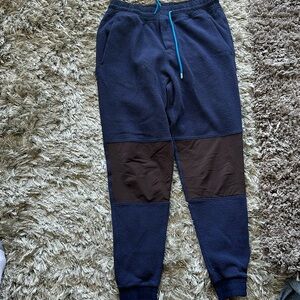 Cotopaxi fleece joggers medium